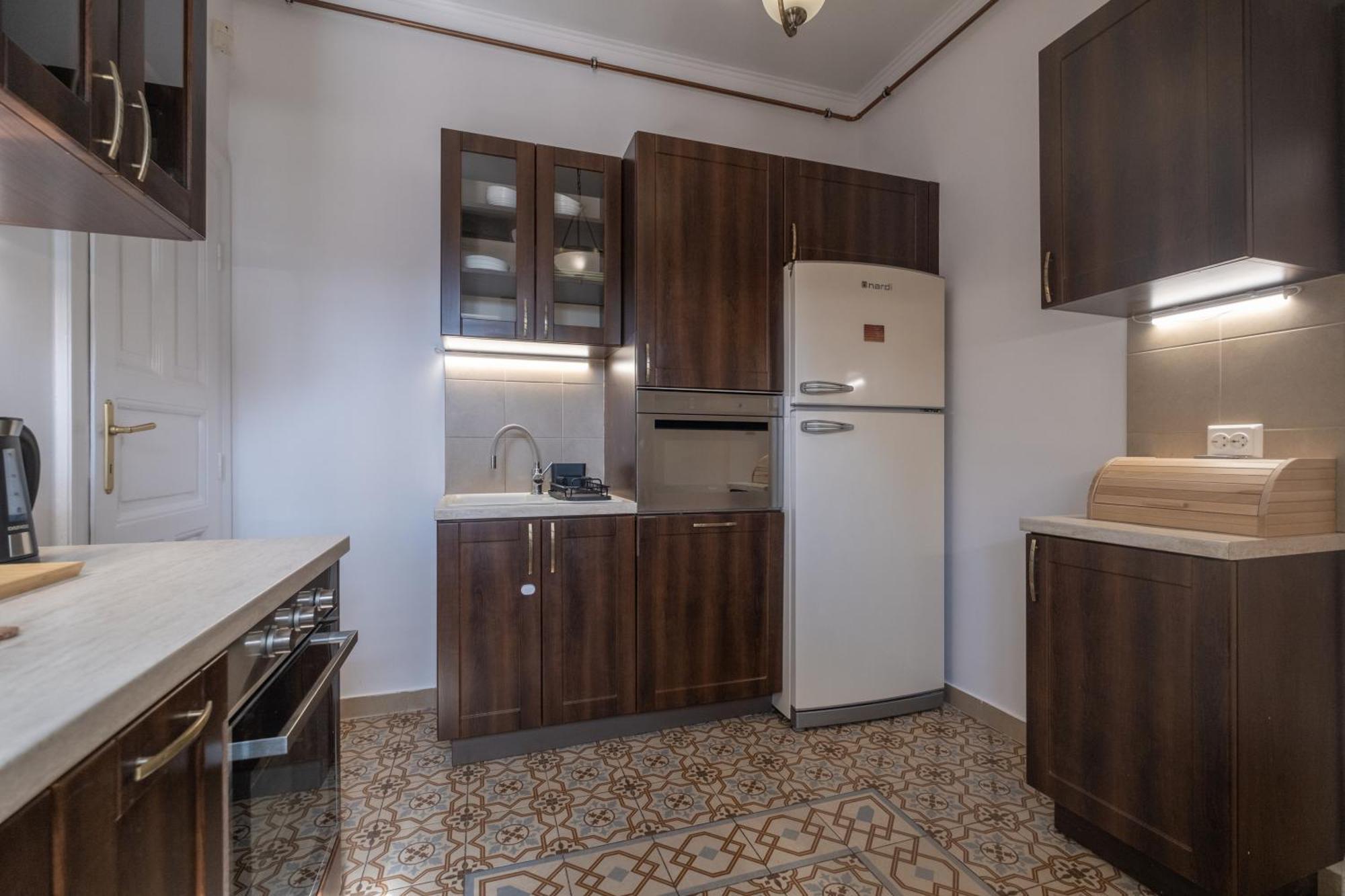 Giovanni's Airport House * בודפשט